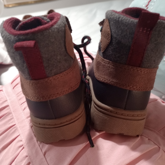 Boys Carter size 7 - Picture 4 of 5